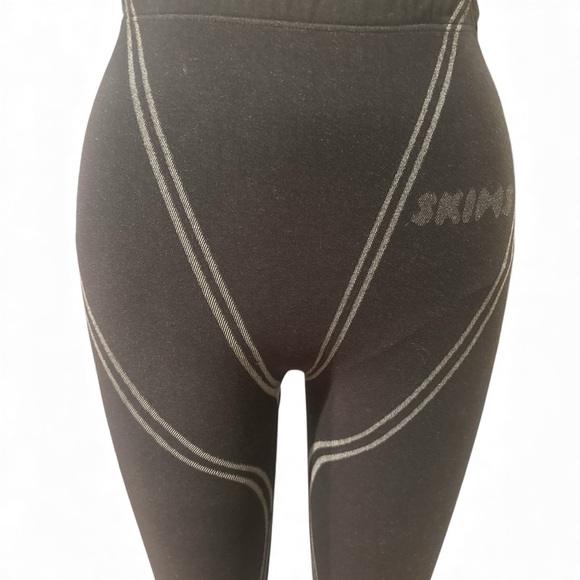 SKIMS Base Layer Set XXS 2 piece set• NWT • Rare Sold Out Color - Picture 8 of 12